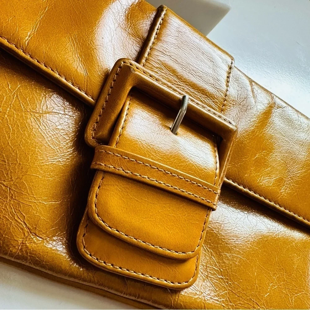 Hobo International Audrey Leather Organizer Wristlet Clutch